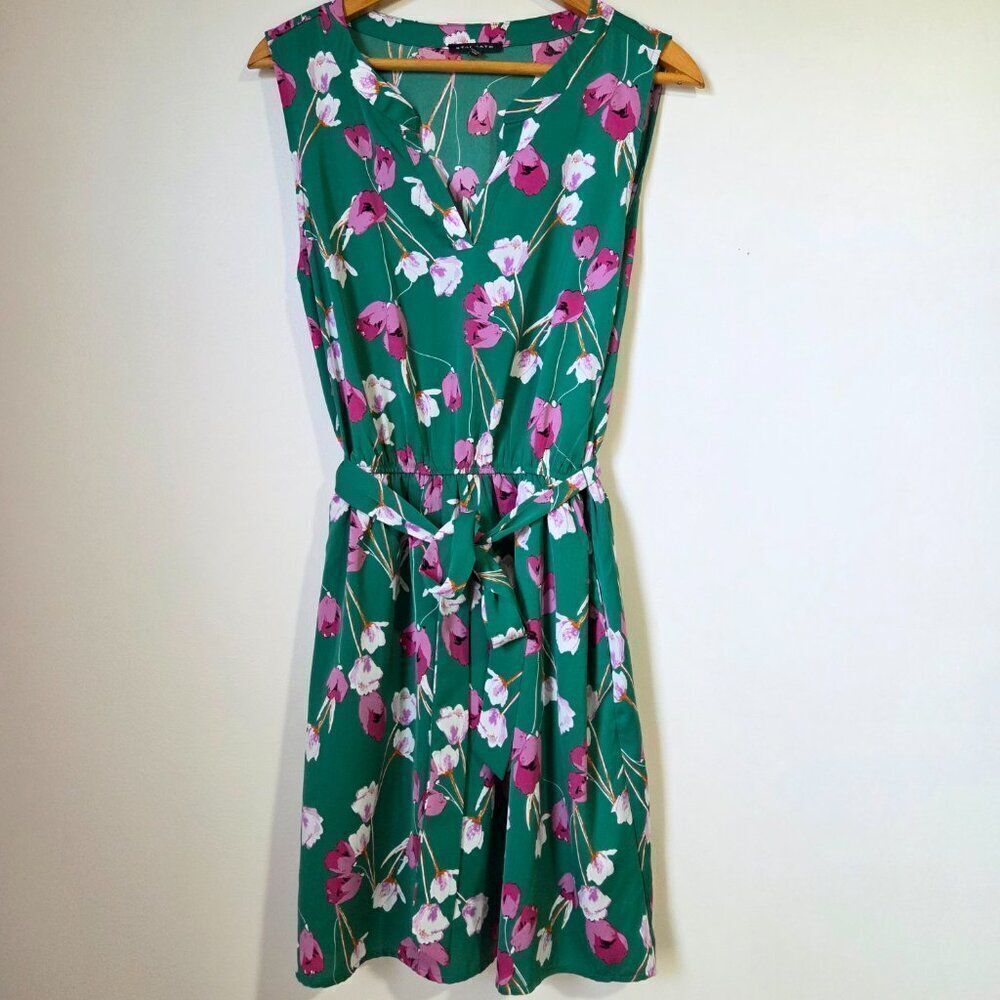 EUC STACCATO SPLIT V NECK SLEEVELESS BELTED SHORT DRESS SZ M